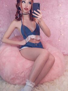Belle Delphine Banana Selfie Photoshoot Onlyfans Set Leaked
