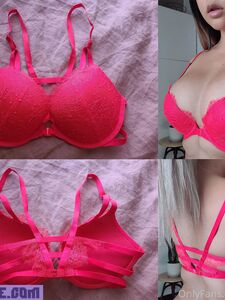 numi_r exclusive onlyfans leaked nudes