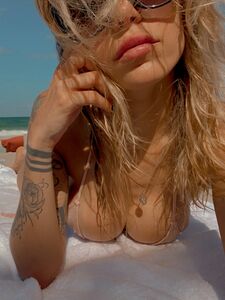 melaniepavola exclusive onlyfans leaked nudes